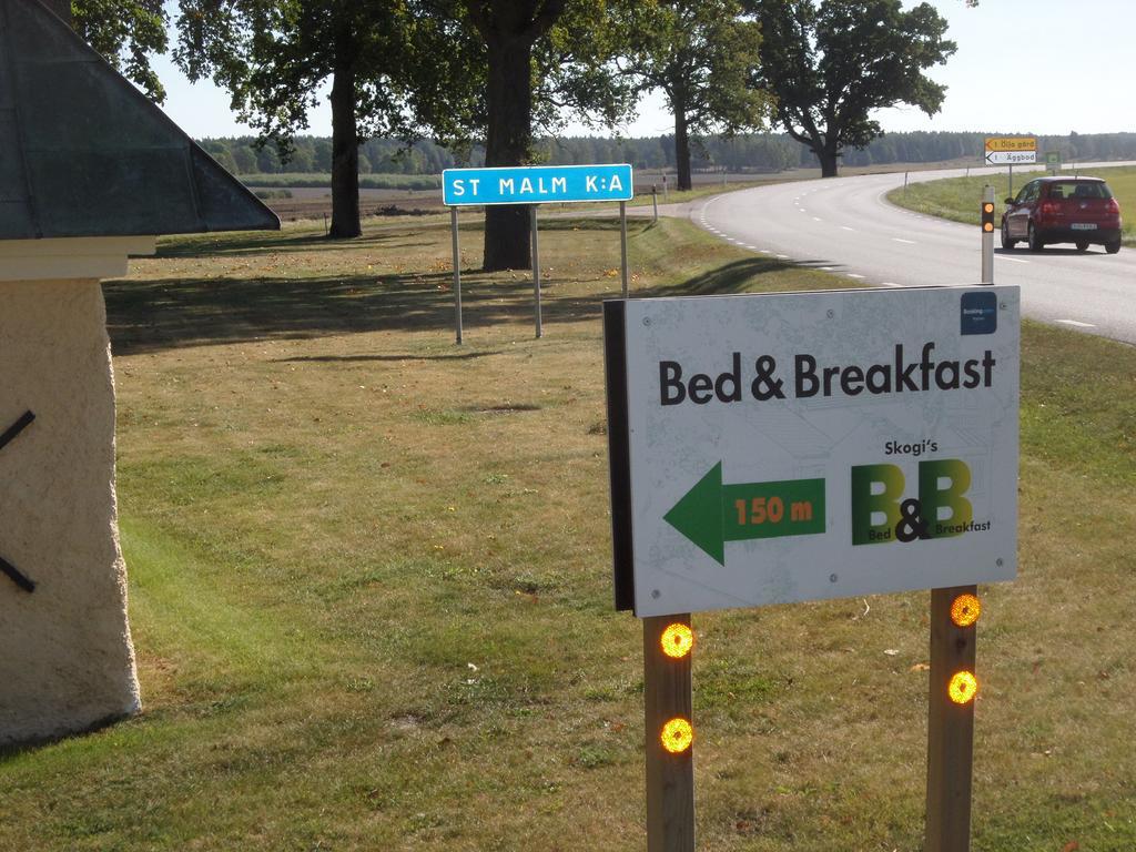 קטרינהולם Skogis Bed & Breakfast מראה חיצוני תמונה