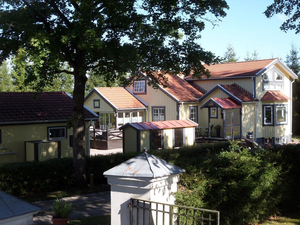 קטרינהולם Skogis Bed & Breakfast מראה חיצוני תמונה